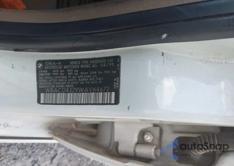 1998 BMW 328I from USA, damaged, VIN WBACD4329WAV64672